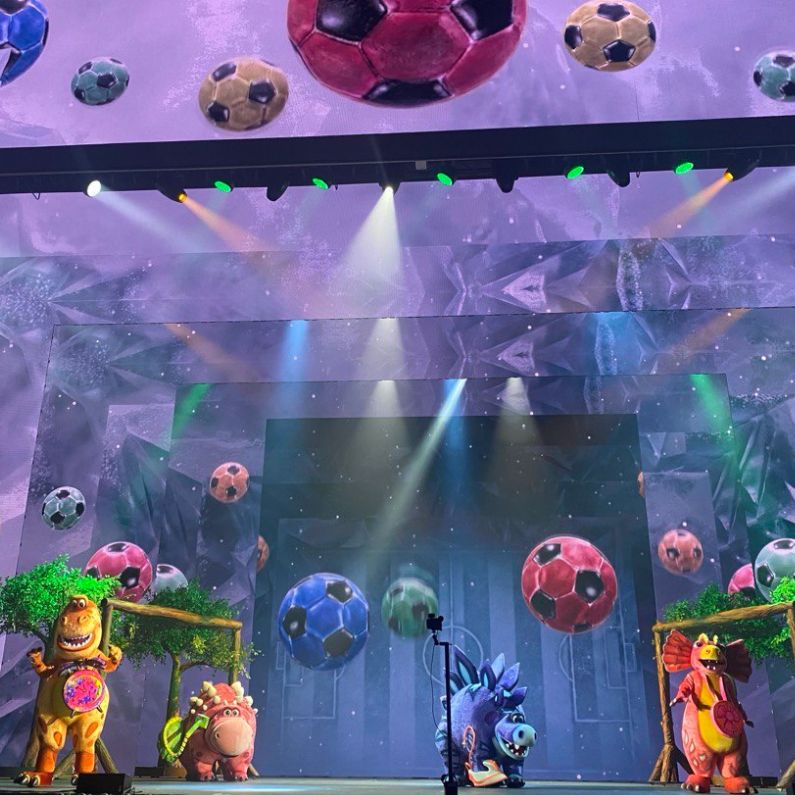 турбозавры на сцене